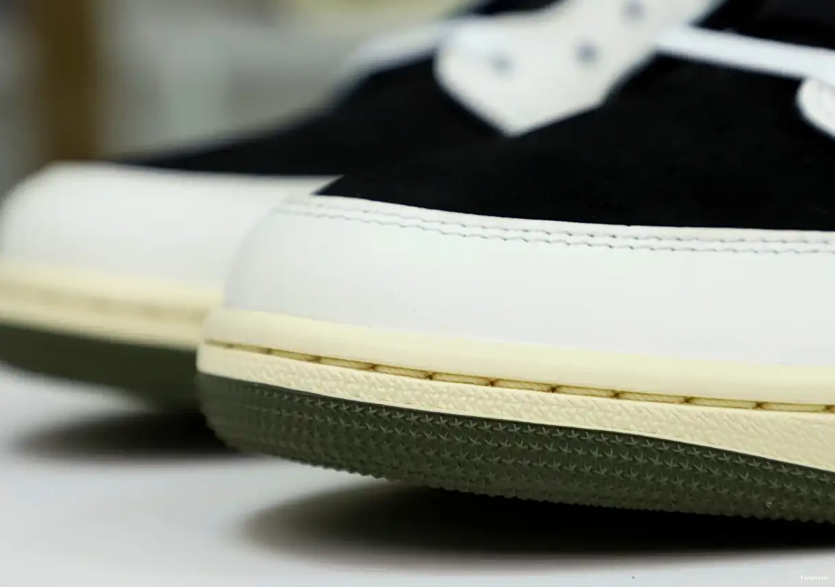 TRAVIS JORDAN SCOTT “Olive” LOW AIR 1 OG X NIKE 0503